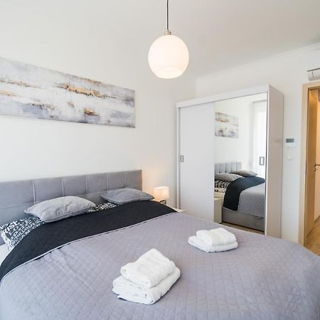 Csenge Apartman Siófok Buitenkant foto