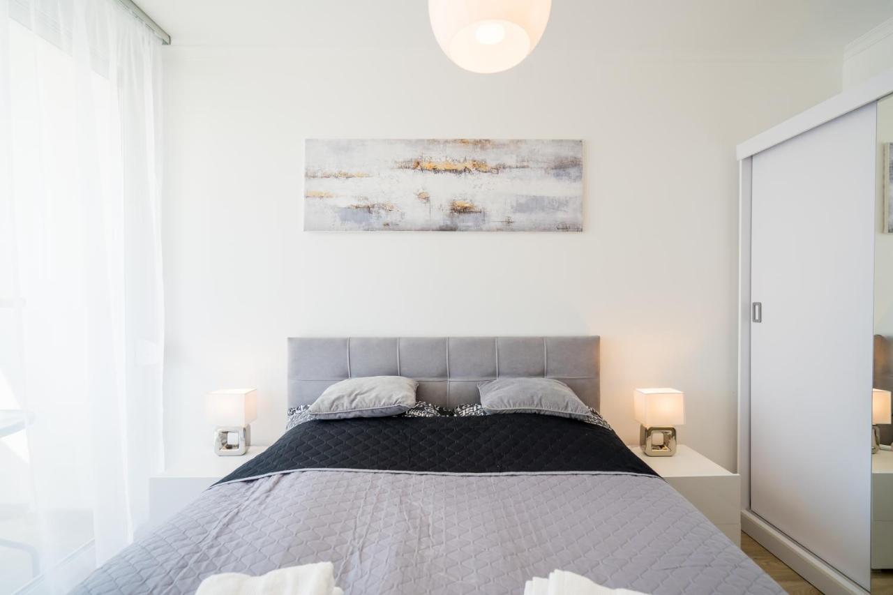 Csenge Apartman Siófok Buitenkant foto